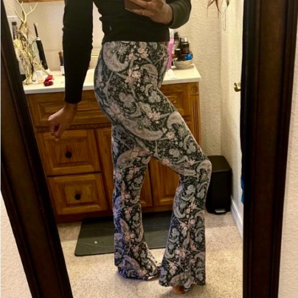 Novella Royale Midnight Rose Janis Bells, Size Small, Rare Print! - Picture 5 of 12